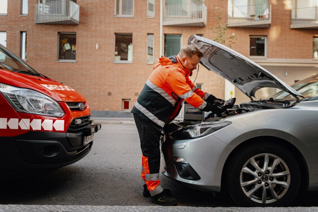 batterie-dechargee-depannage-auto